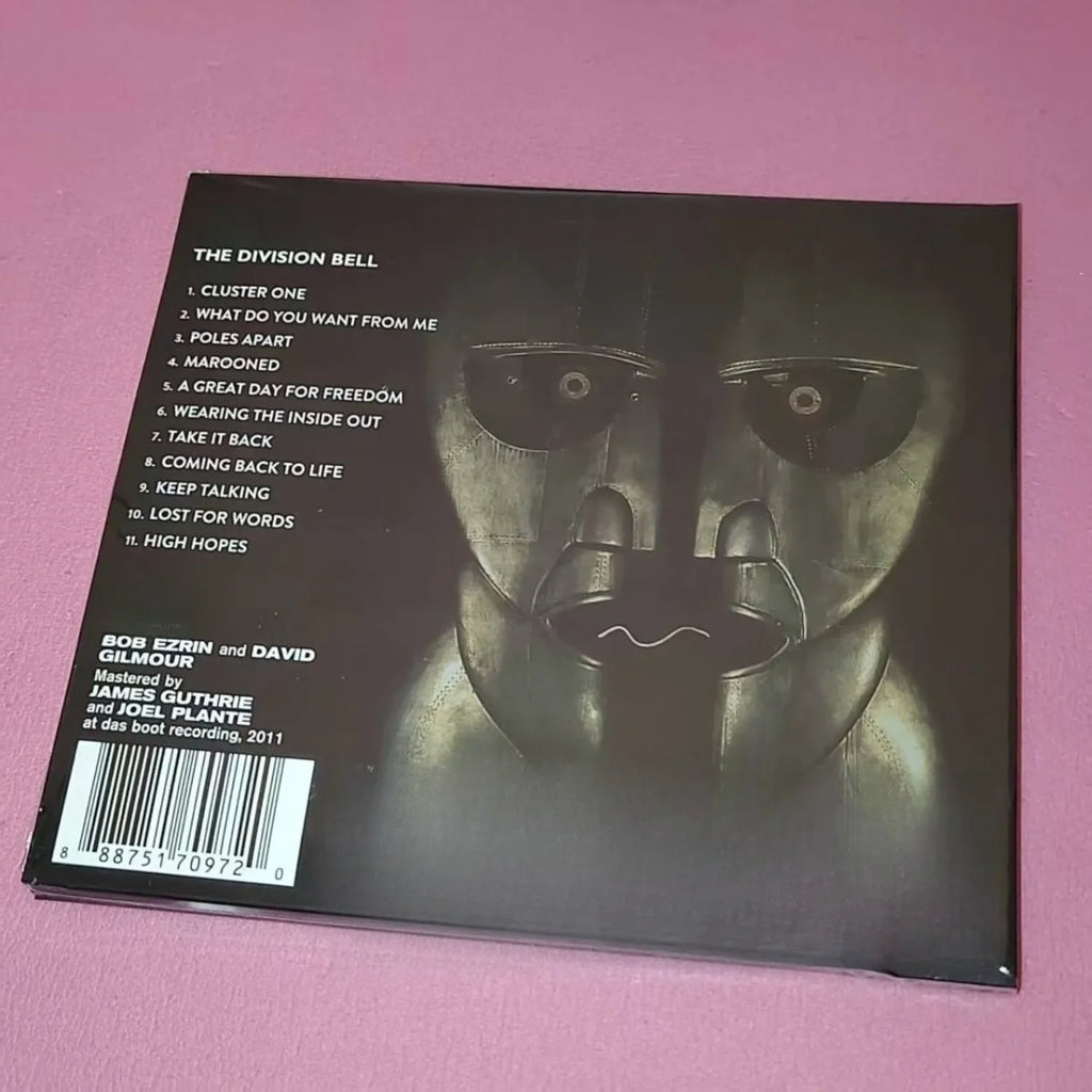 Space Progressive Rock CD – Atmospheric Audiophile Instrumental Progressive Rock CD Qme