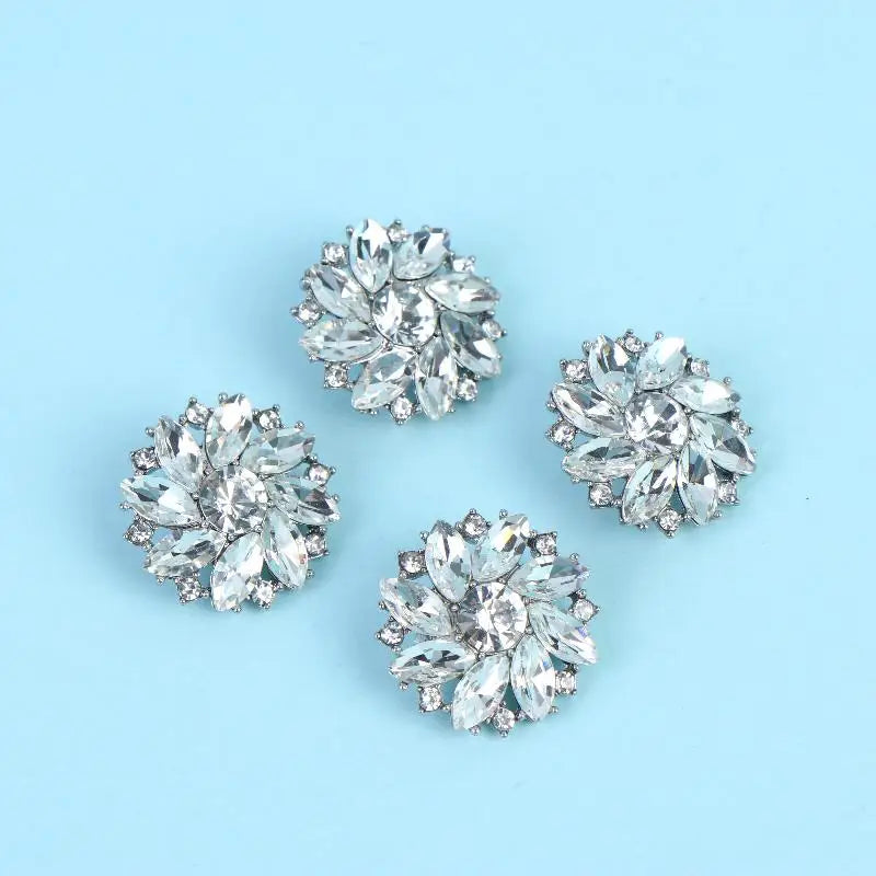 Rhinestone Flower Metal Buttons – Sparkling Decorative 2/4 Pcs Decorative Sewing Buttons Qst silver 4pcs