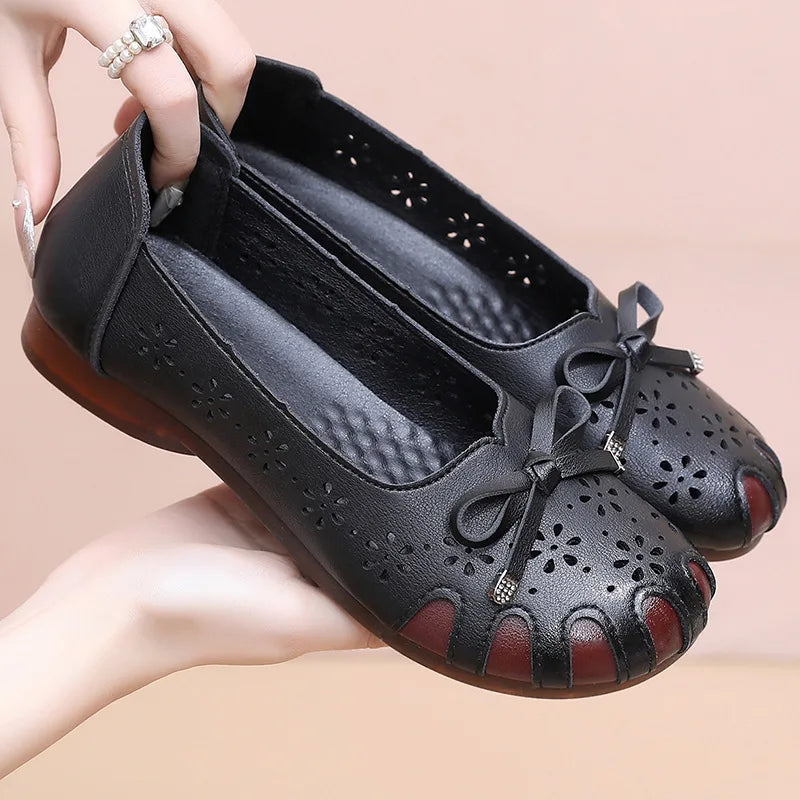 Women's Soft Leather Slip-On Flat Loafers with Floral Detail Flat Loafers Qst Black B 35 CN