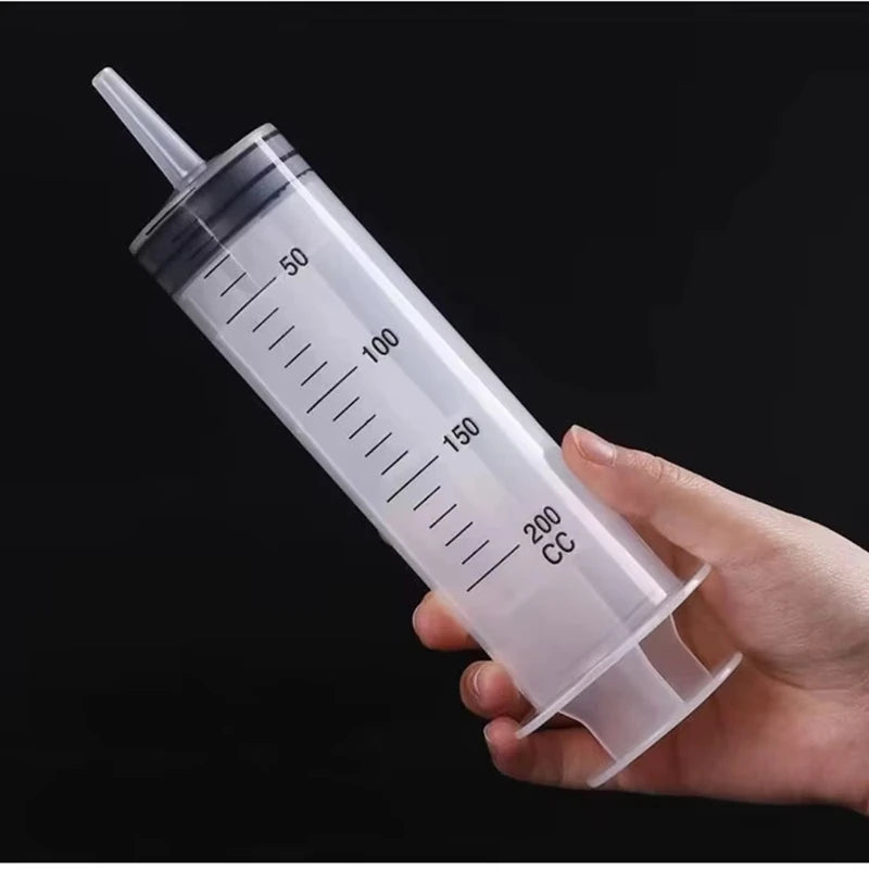 Large Plastic Oil Syringe Pump with 1m Hose – 100 to 550ml Oil Syringe Pump Qst