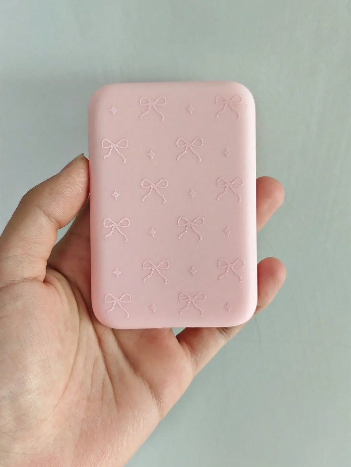 Black Pink Bow TPU Case for Apple MagSafe Power Bank Phone Accessory Case Qme light pink