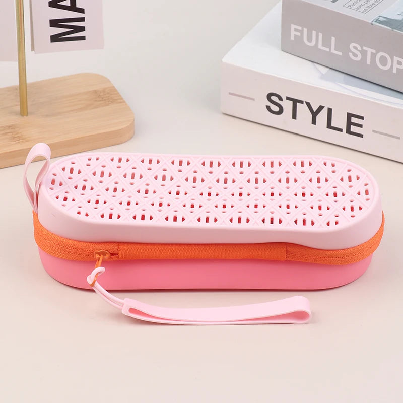 Silicone Eyeglass Case – Soft Shell Goggle & Glasses Protector Eyeglass Case Qst A2