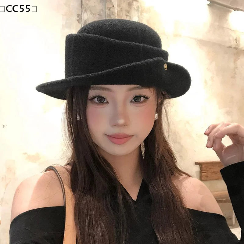 French Hepburn Black Woolen Bucket Hat – Women's Winter Style Woolen Bucket Hat Qst