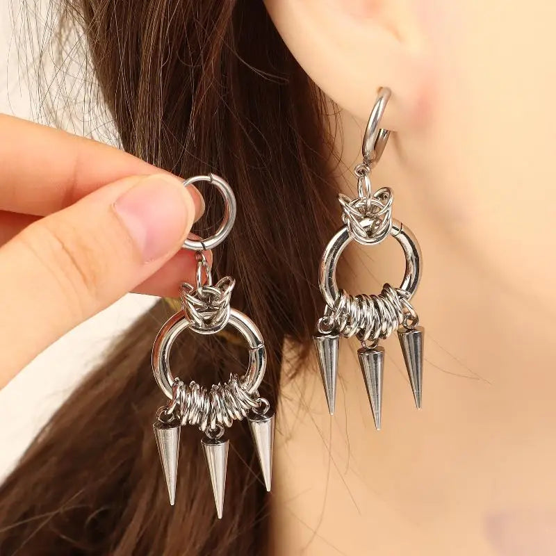 Punk Spiked Gothic Cone Dangle Earrings – Y2K Grunge Unisex Gothic Dangle Earrings Qme