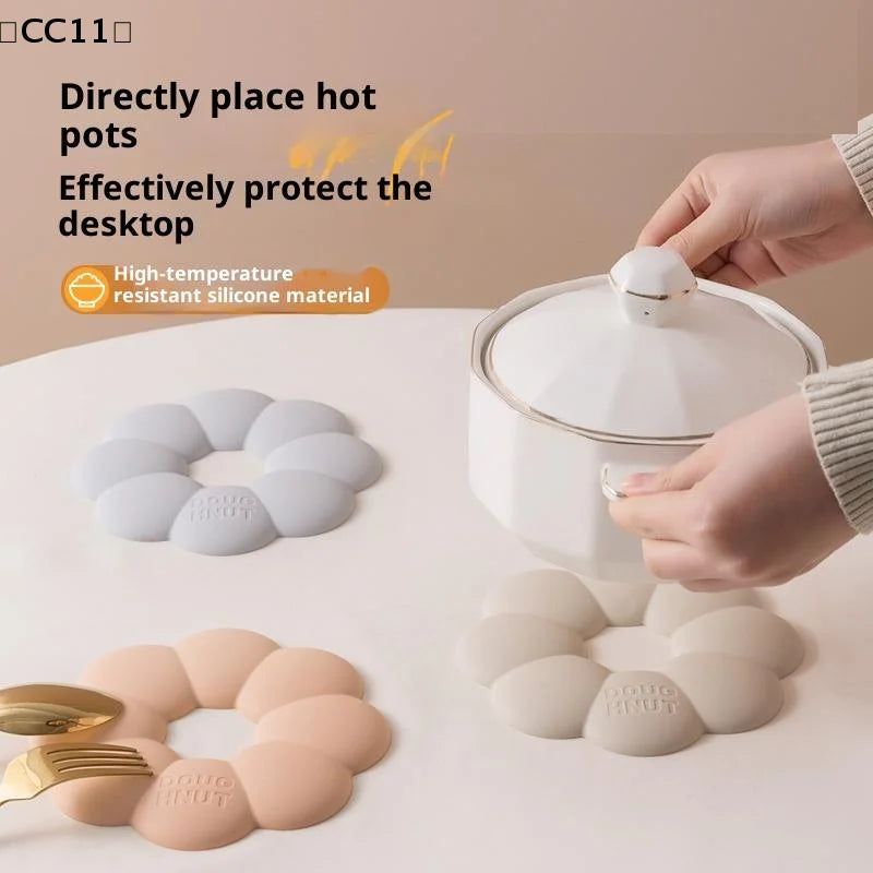 Donut Shape Silicone Pot Mat & Heat Resistant Coaster | 2 Sizes Silicone Coaster Mat Qme