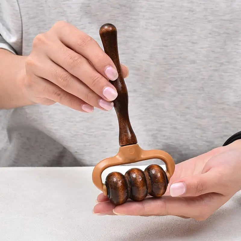 Handheld Wooden Massage Roller – Neck, Shoulder & Head Wooden Massage Roller Qme