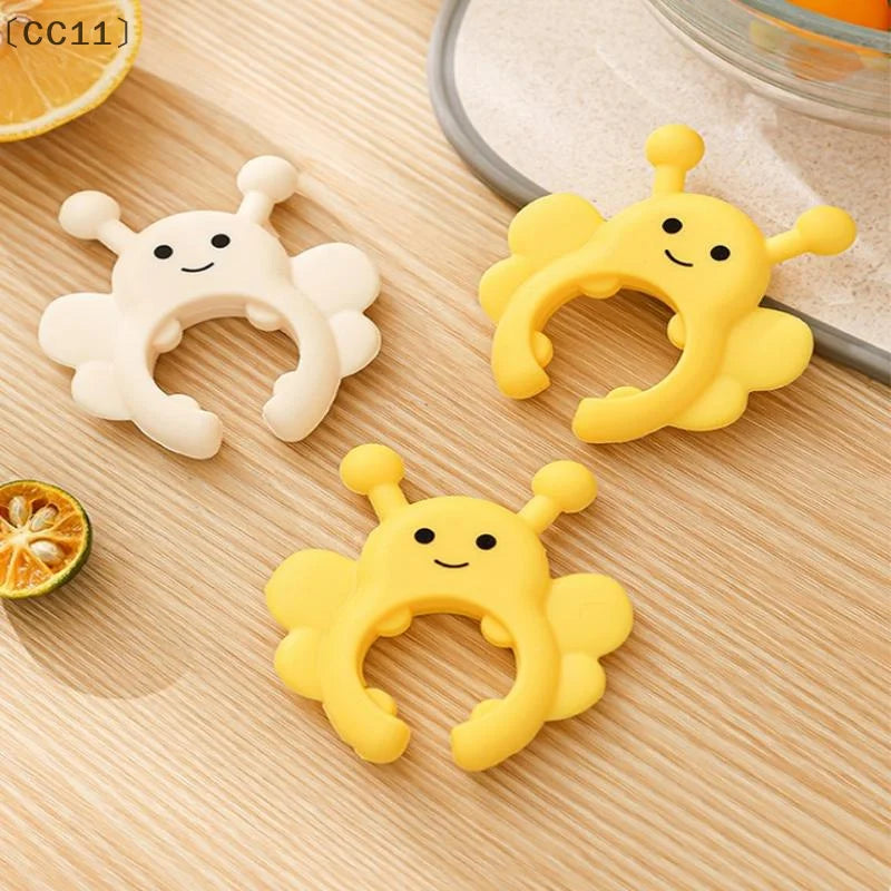 Little Bee Silicone Spatula Holder & Pot Clip | Spoon Rest Silicone Spoon Rest Qme