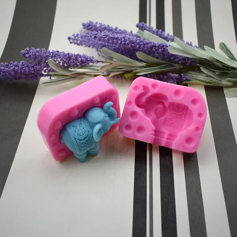 Mini Elephant Silicone Mold – DIY Candle, Resin & Pastry Silicone Craft Mold Qme