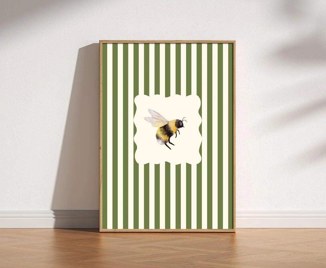 Vintage Bee Wall Art – Cottagecore Botanical Canvas Print Canvas Wall Art Qst TR262219 50x70cm Unframed