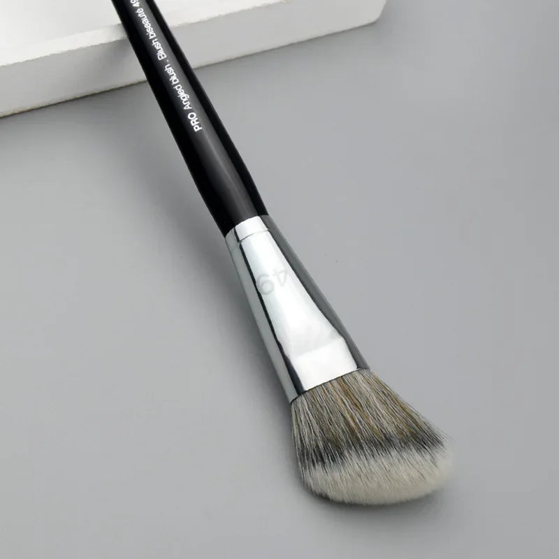 Professional Broom Head Foundation Brush | Liquid & Shadow Makeup Brush Qme