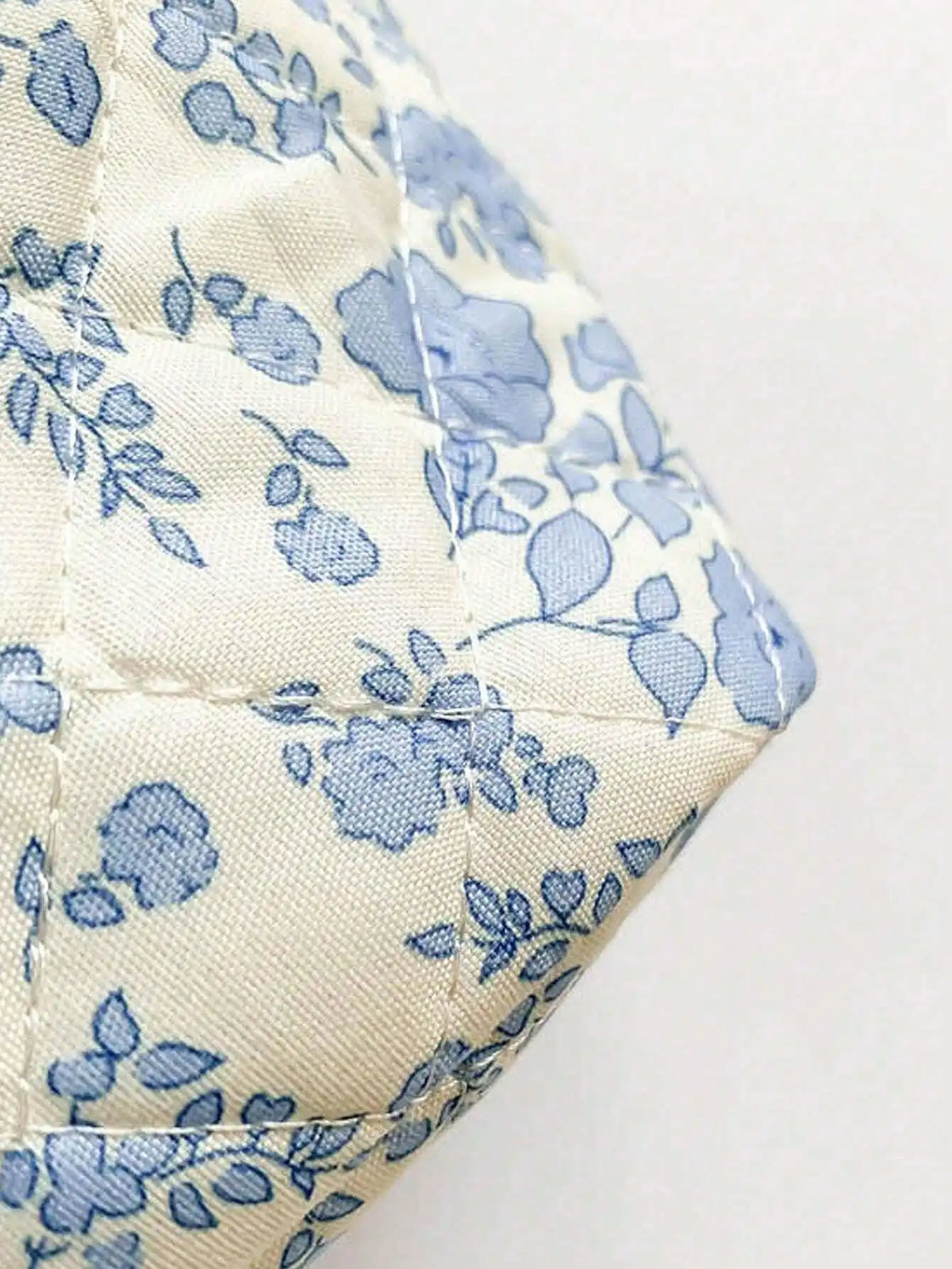 Large Capacity Cotton Makeup Bag – Checkered Flower Design Makeup Bag Qme