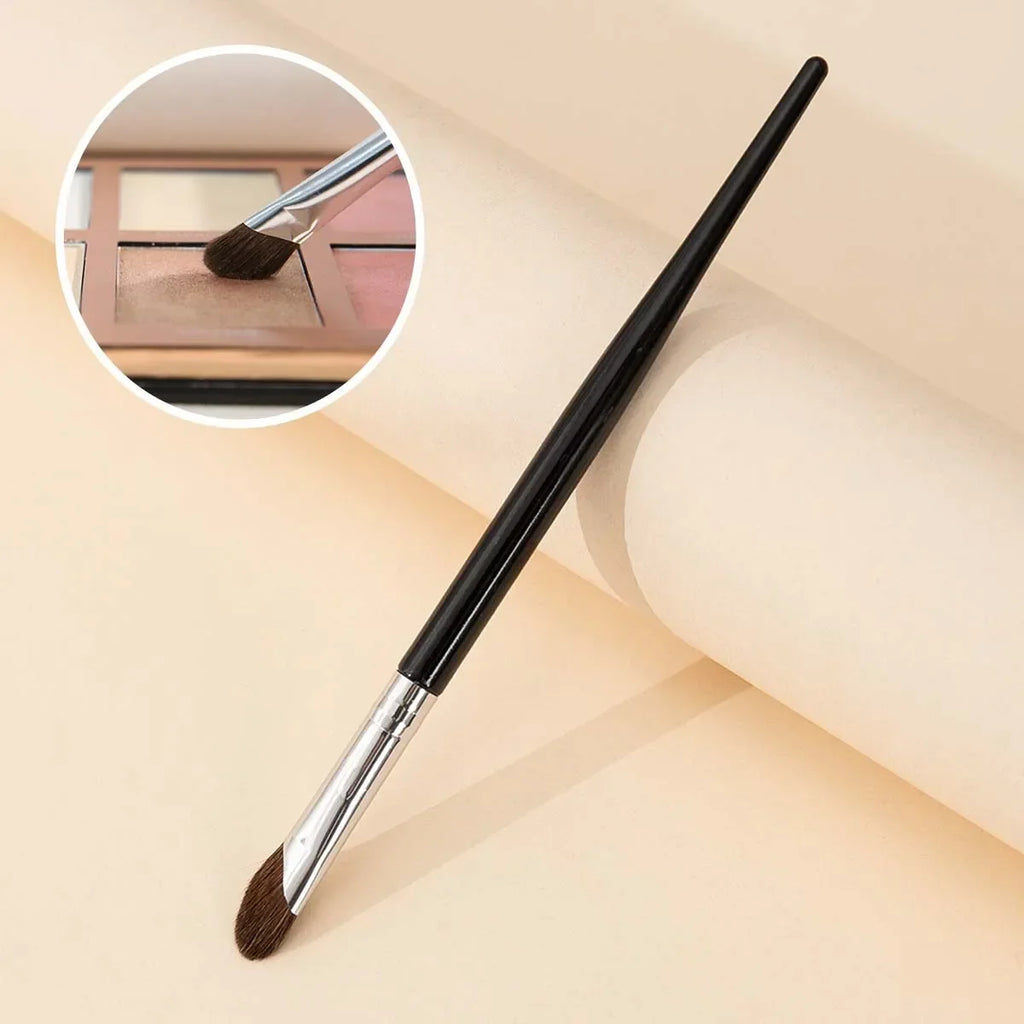 Angled Contour Brush – Nose Sculpting & Smudge Tool | Qme Contour Makeup Brush Qme Nose brush