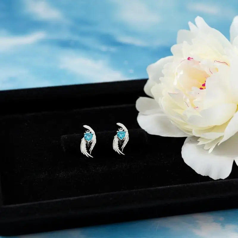 Y2K Silver Wing Heart Cartilage Dangle Earrings – Star Cross Snowflake Cartilage Dangle Earrings Qme