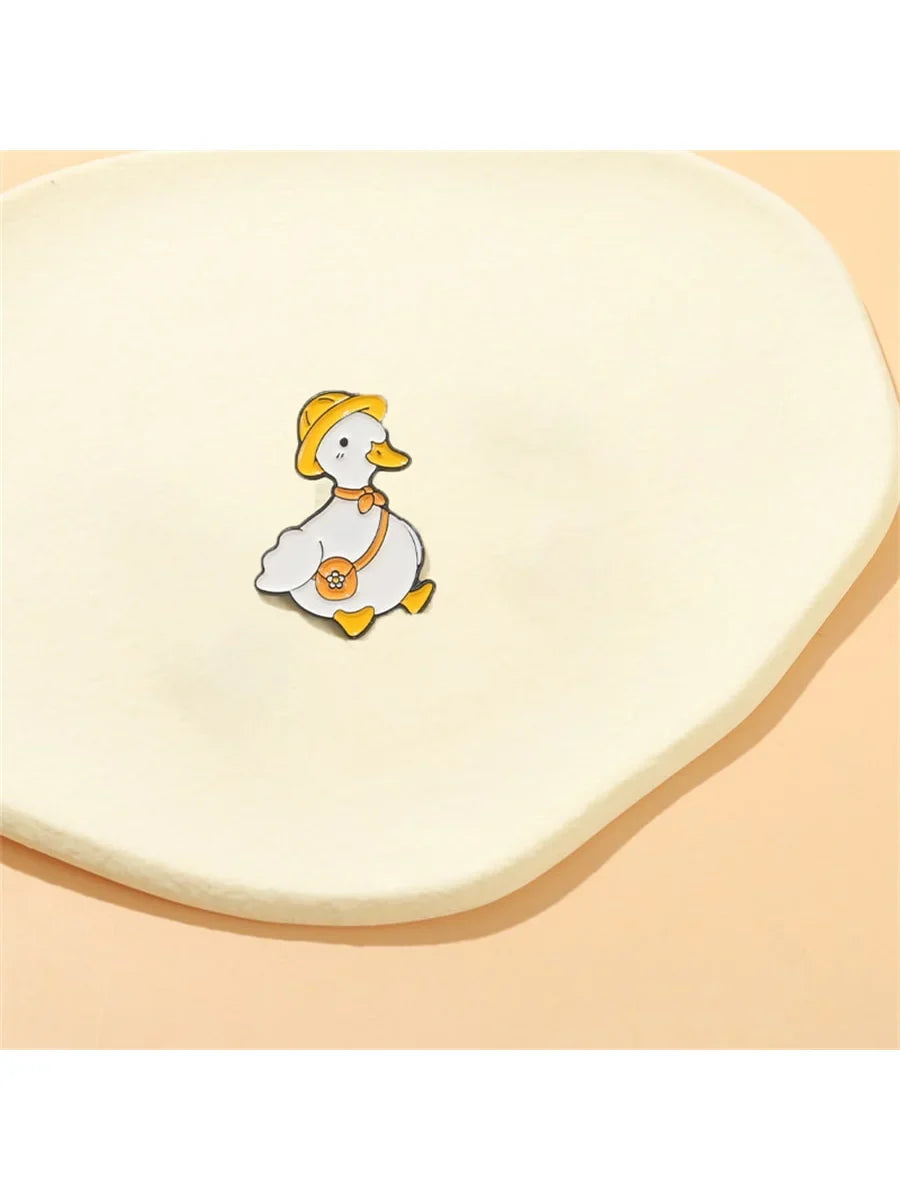 Cute Anime Elderly Character Metal Lacquered Brooch Pin Brooch Pin Qme