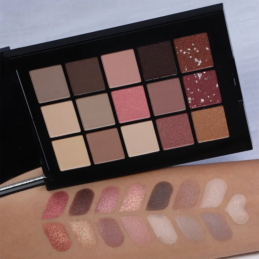 15-Grid Matte Pear Eyeshadow Palette – Highly Pigmented Eyeshadow Palette Qme 01