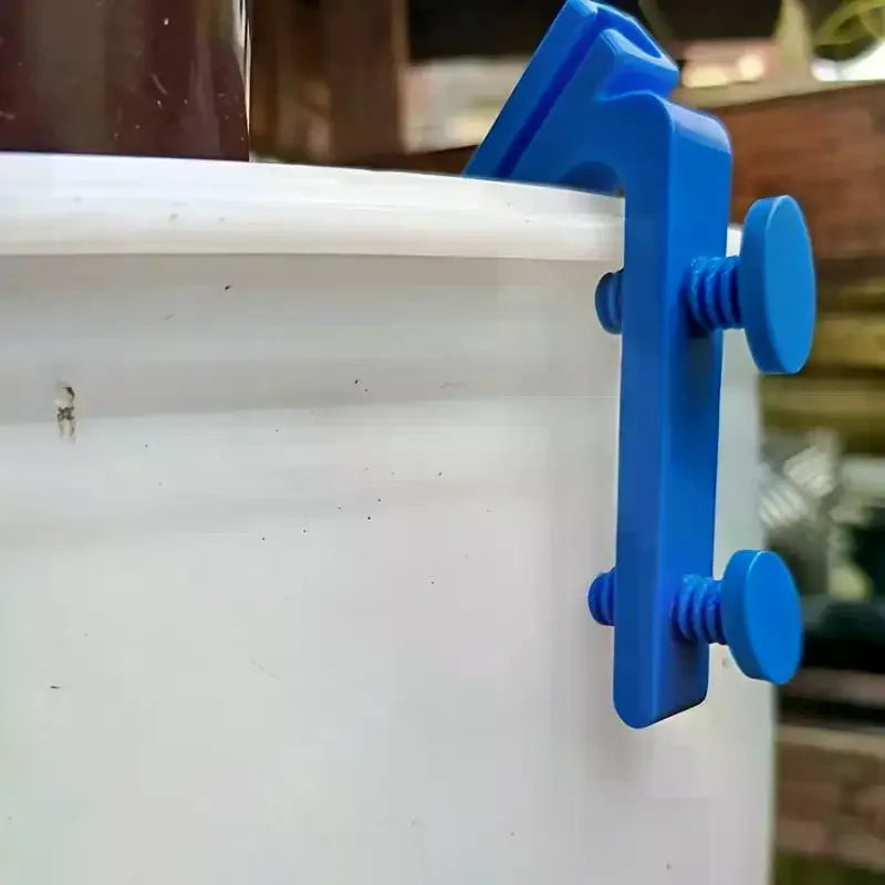 Adjustable Plastic Water Pipe Clamp – Curved Hose Holder Clip Pipe Clamp Qme