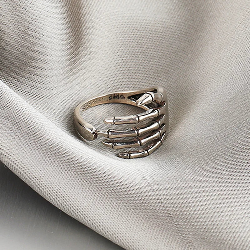 Gothic Skeleton Five Claw Palm Ring – Hip Hop Punk Style Gothic Palm Ring Qme