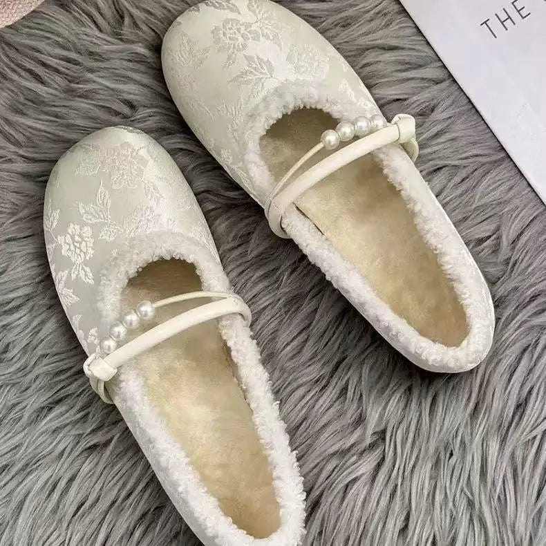 Women's Slip-On Flats – French Retro Round Toe Leather Shoes Women's Flat Shoes Qst Beige plush 35