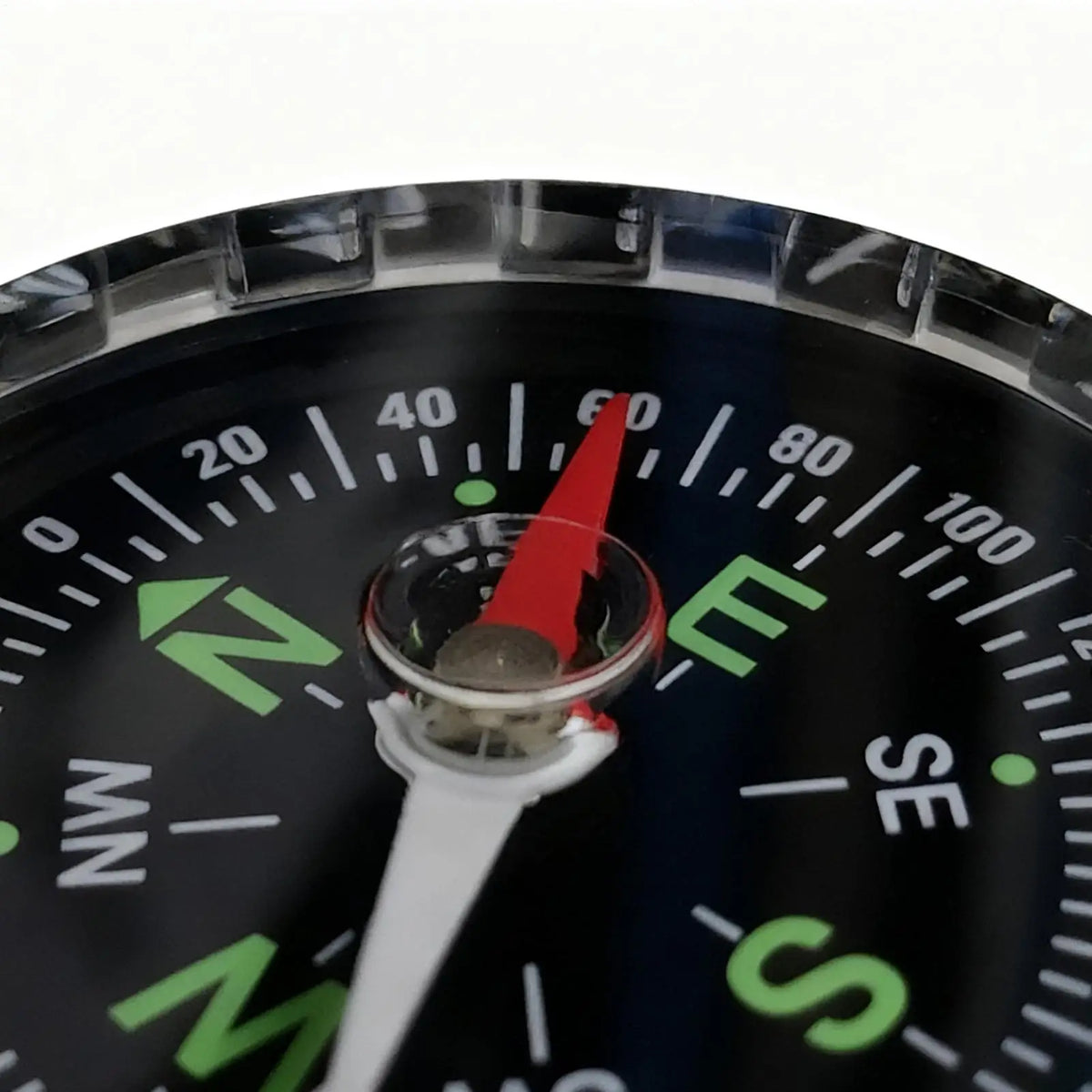 Portable Aluminum Compass for Camping, Hiking & Boating Outdoor Compass Qme