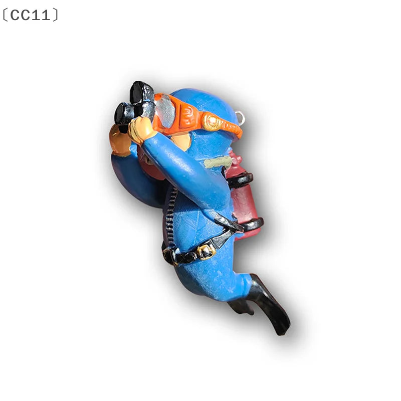 Resin Floating Diver Aquarium Ornament – Fish Tank Decor Aquarium Ornament Qme