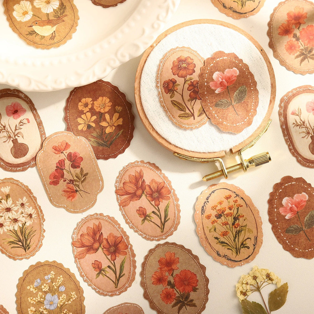 Floral Envelope Sealing Stickers – 45 Sheets DIY Kraft Paper Decorative Craft Stickers Qme