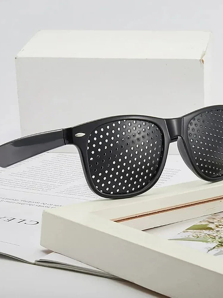 Pinhole Glasses for Visual Clarity & Eye Comfort | Men & Women Pinhole Eyewear Qme WHITE