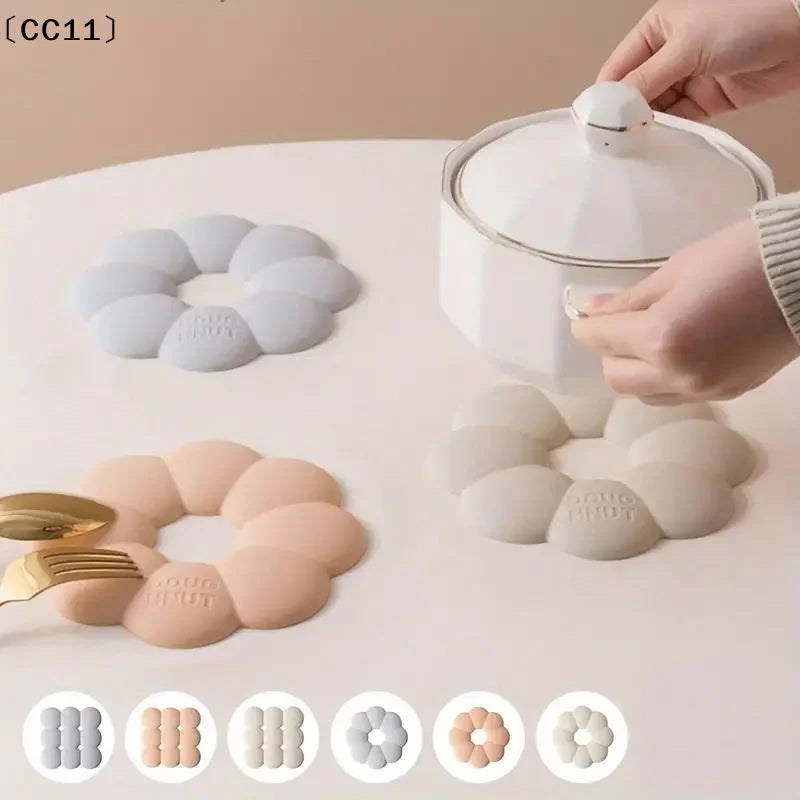 Donut Shape Silicone Pot Mat & Heat Resistant Coaster | 2 Sizes Silicone Coaster Mat Qme