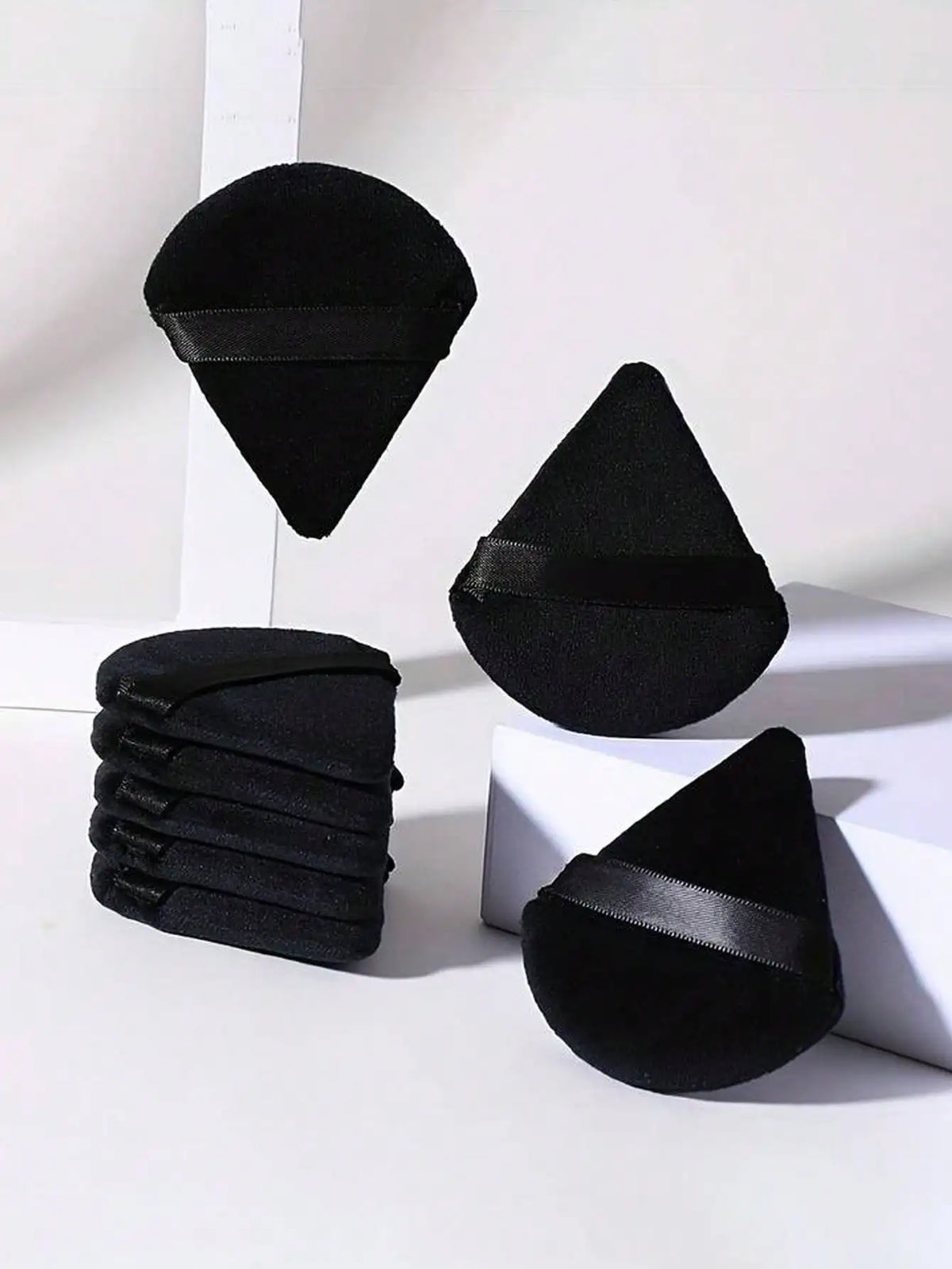 Triangular Velvet Makeup Puffs – Reusable Face & Eye Applicators Makeup Applicator Puffs Qme