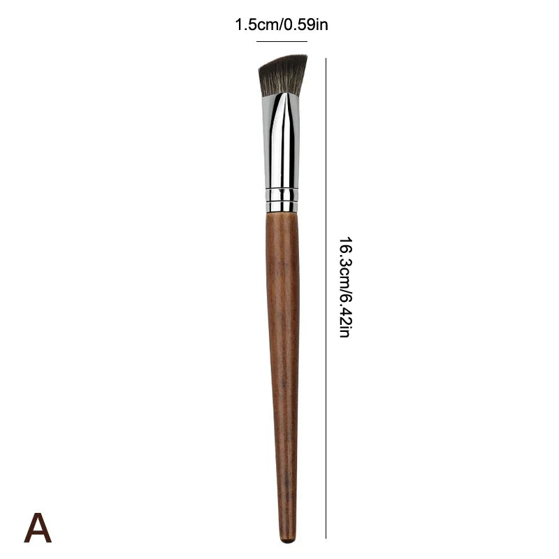 Wooden Handle Triangle Contour & Concealer Makeup Brush Makeup Contour Brush Qme A