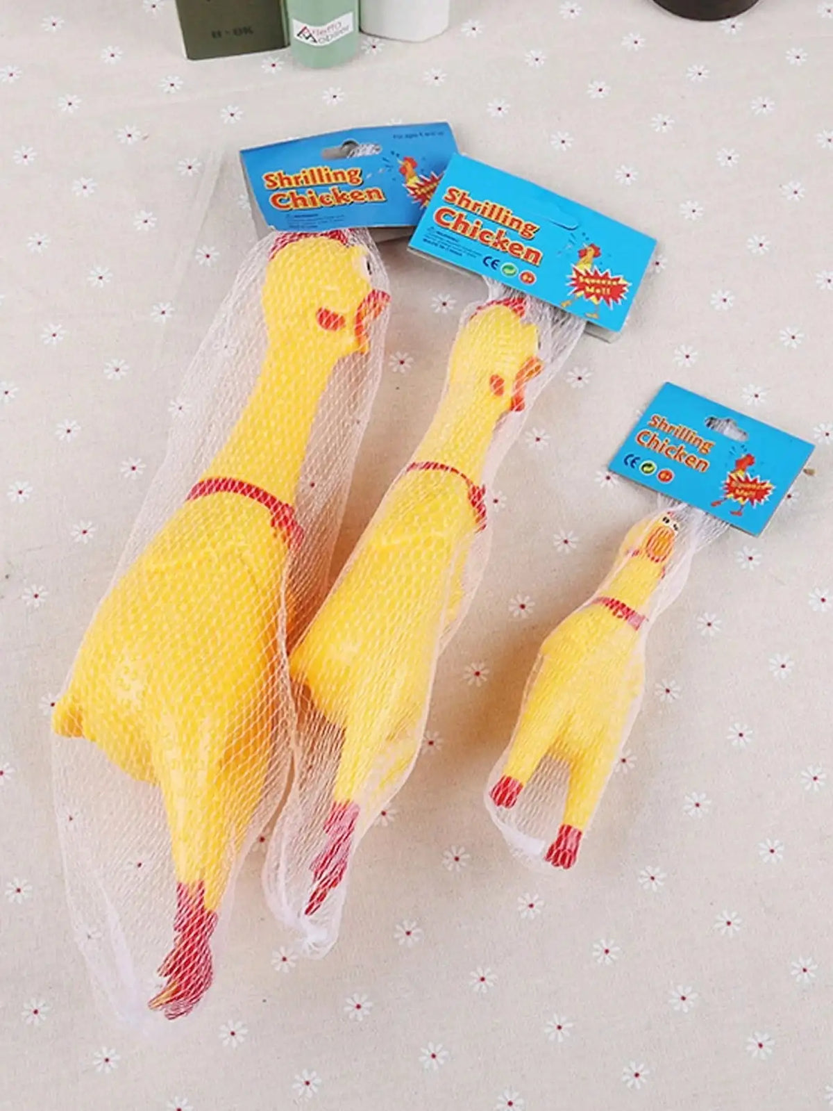 Screaming Chicken Squeeze Toy – Funny Novelty Prank Gift Novelty Squeeze Toy Qme