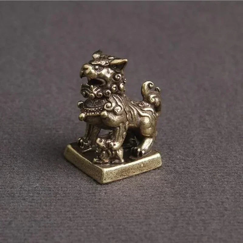 Creative Brass Lion Keychain Pendant Car & Home Decor Decorative Keychain Pendant Qme