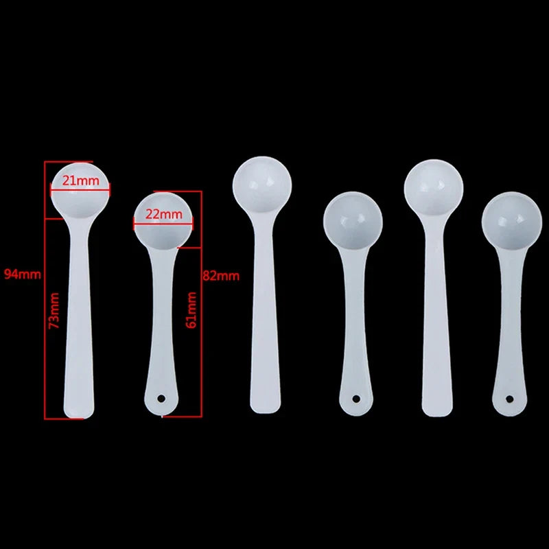 1 Gram Plastic Measuring Scoops & Spoons – Set of 20 Measuring Scoop Set Qme
