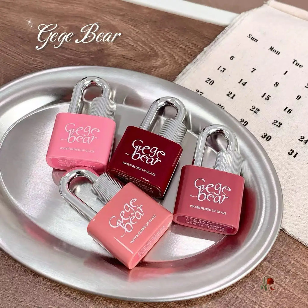 Gege Bear Lock Heart Moisturizing Lip Gloss Mirror – 6 Shades Moisturizing Lip Gloss Qme