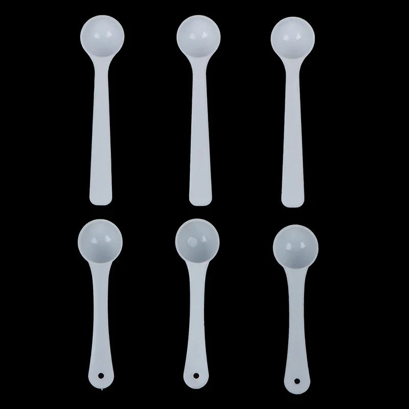 1 Gram Plastic Measuring Scoops & Spoons – Set of 20 Measuring Scoop Set Qme