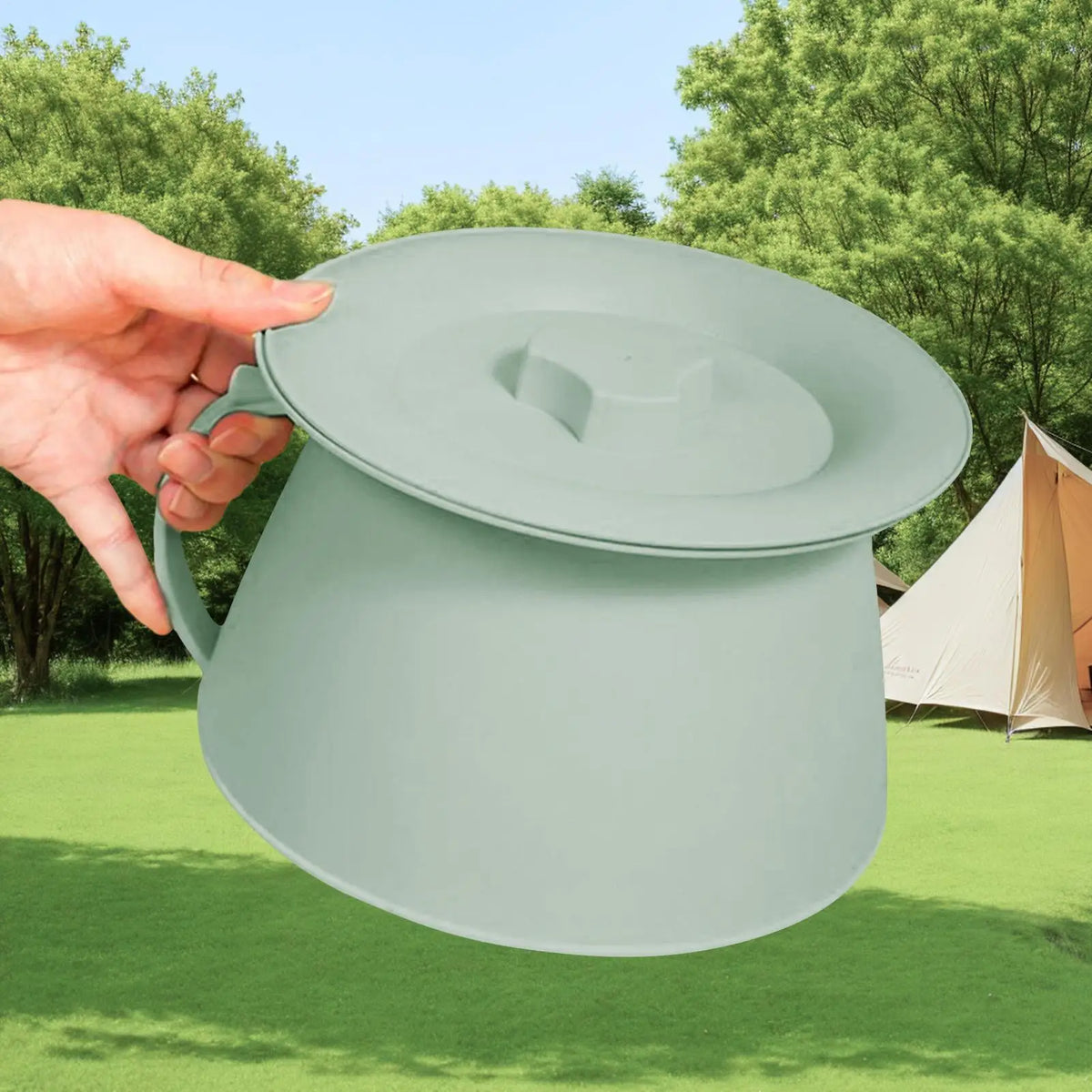 Portable Chamber Pot with Lid & Handle – 1.5L Bedpan Potty Portable Chamber Pot Qme