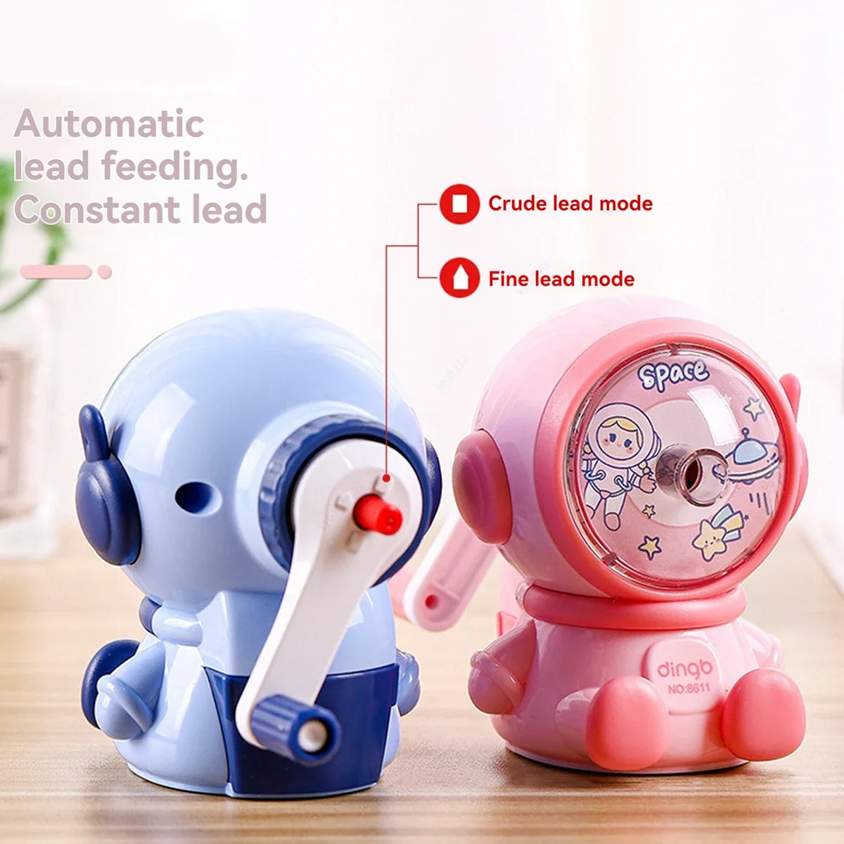 Astronaut Cartoon Hand Crank Pencil Sharpener for Students Manual Pencil Sharpener Qme
