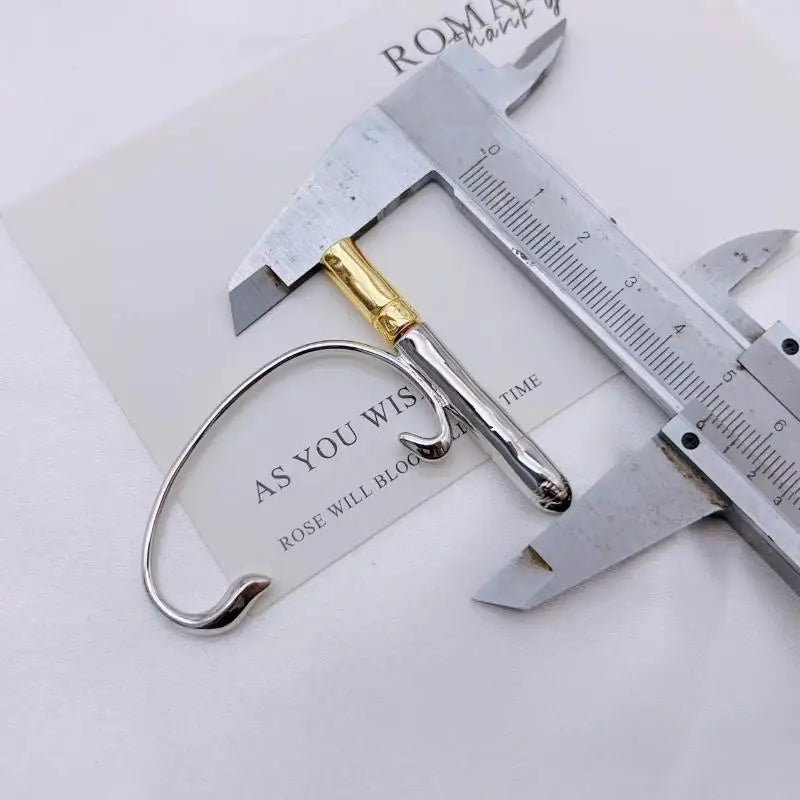 Vintage Cigarette Ear Clip – Unisex Punk Rock Stud Earring Clip-On Earring Qme