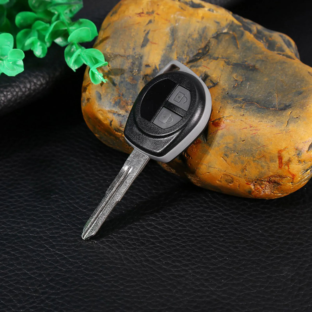 Suzuki 2-Button Key Shell Case – Vitara Swift SX4 Ignis Car Key Shell Case Qst black