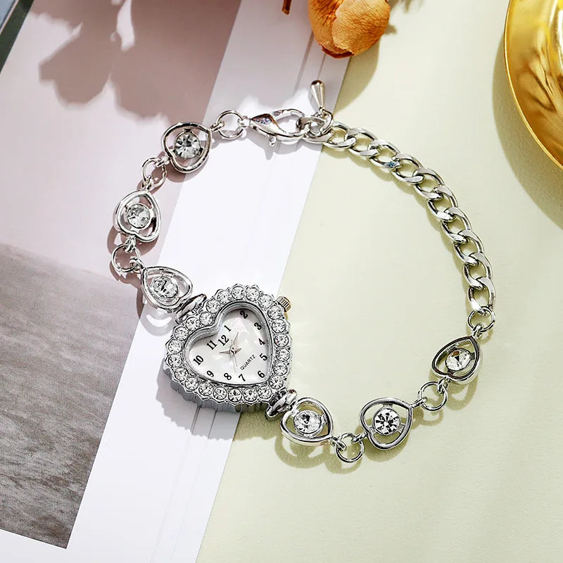 Women's Heart-Shaped Dial Fashion Watch | Faux Diamond Quartz Women's Fashion Watch Qme