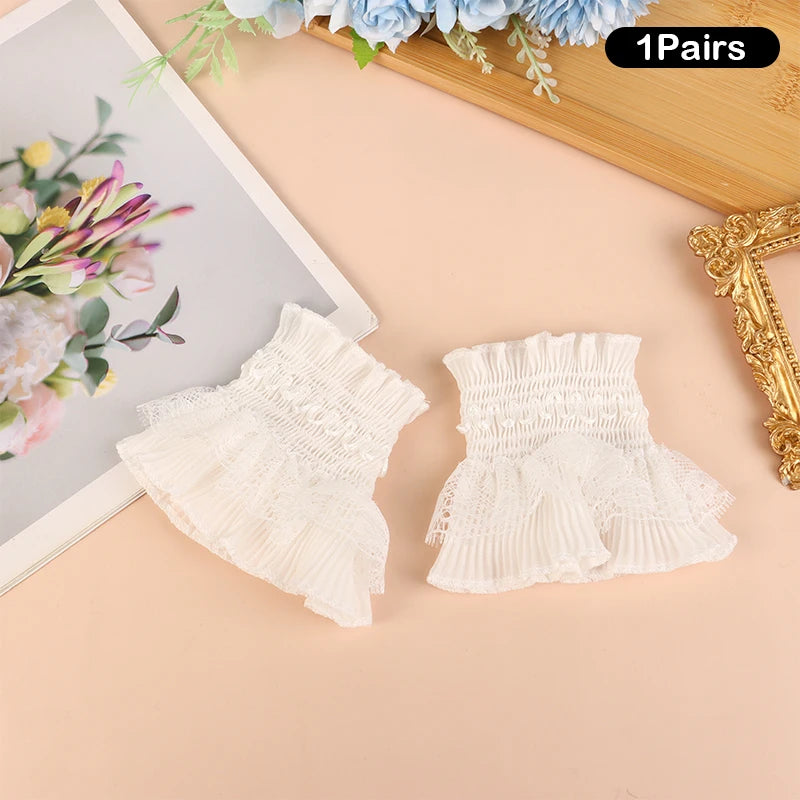 Lace Fake Cuffs Nail Art Photography Props – 1 Pair Nail Art Prop Cuffs Qst White