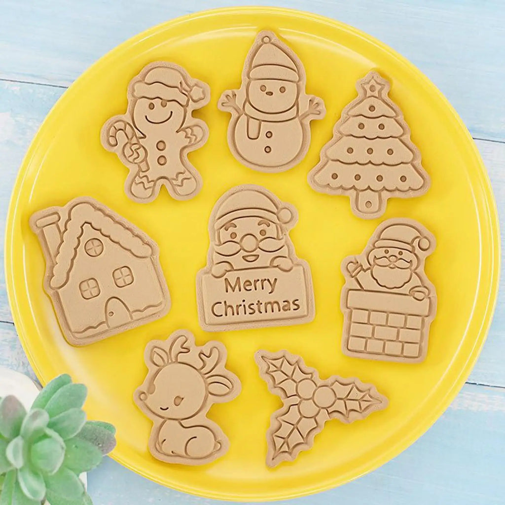 Christmas Cookie Cutter Set – 8 Fudge Press Pastry Molds Cookie Cutter Mold Set Qme
