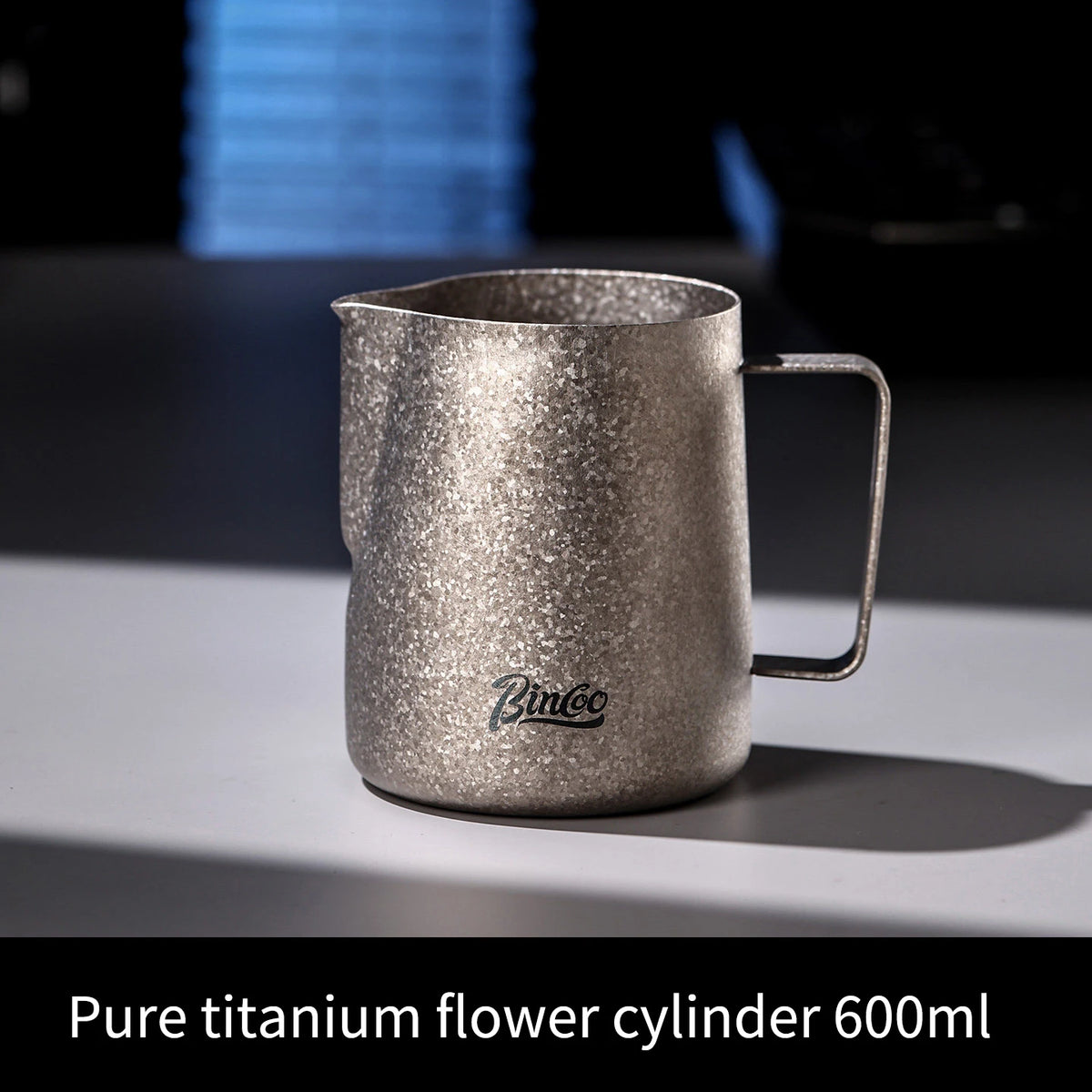 Bincoo Pure Titanium Milk Frothing Pitcher – Latte Art Jug Milk Frothing Pitcher Qst 600ml