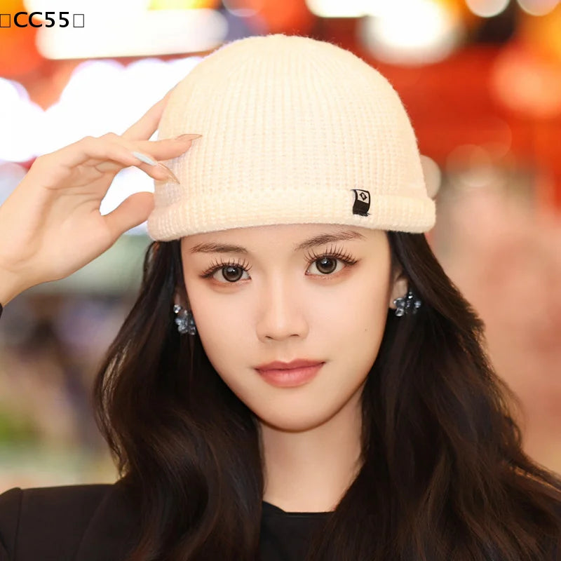 Black Knitted Beanie Hat – Unisex Hip-Hop Winter Cap Knitted Beanie Hat Qst
