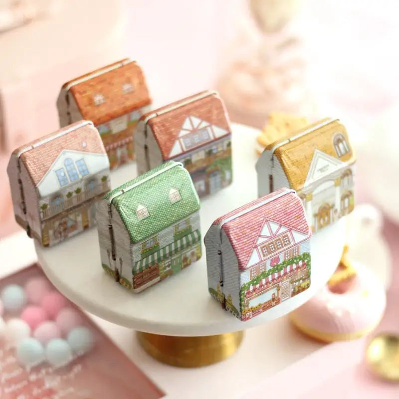 Vintage House-Shaped Metal Storage Box with Hinged Lid Decorative Storage Box Qme