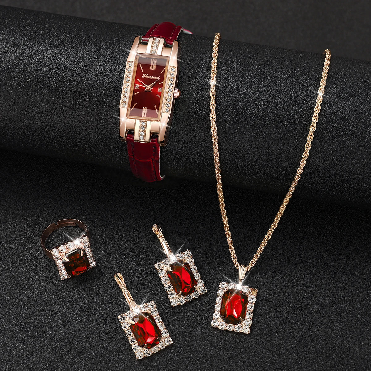 Women's Synthetic Diamond Watch – Trendy Bracelet Timepiece Women's Fashion Watch Qme