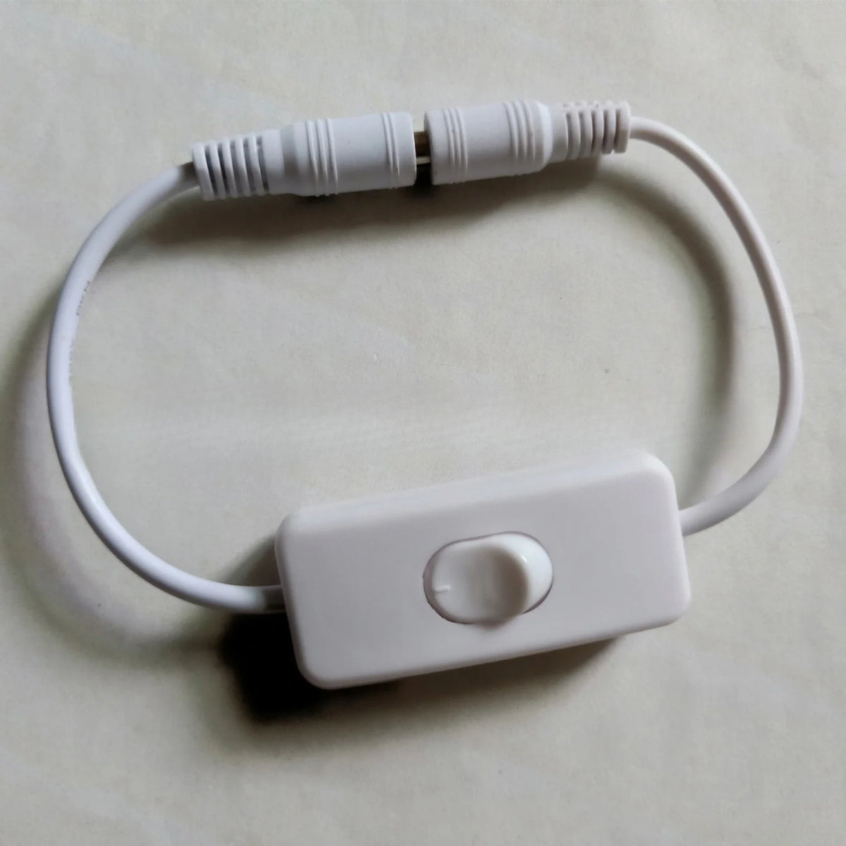 USB 2.0 Extension Cable with On/Off Switch for LED Strips USB Switch Cable Qme 303-DC-White