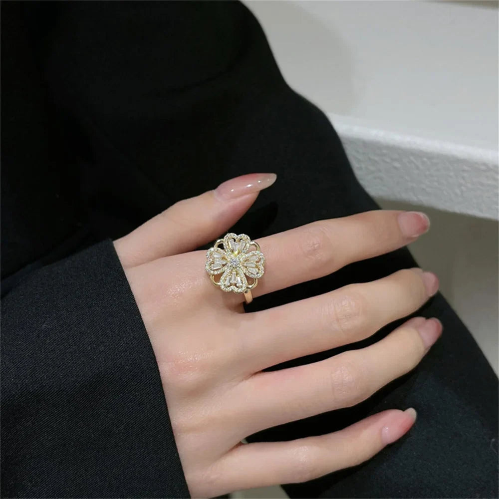 Rotating Four Leaf Clover Zircon Ring for Women – Adjustable Fashion Ring Qme