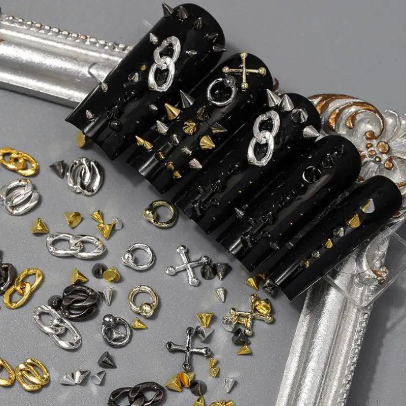 Punk Metal Nail Charms 12-Grid – Alloy Rivets, Rings & Y2K Studs Nail Art Charms Qst