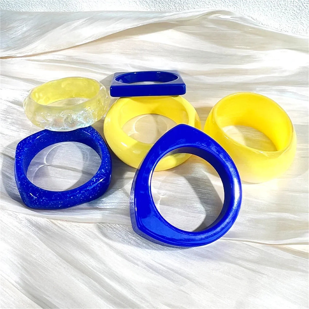 Twisted Irregular Resin Bracelet for Women – 6 Colors Fashion Resin Bracelet Qme