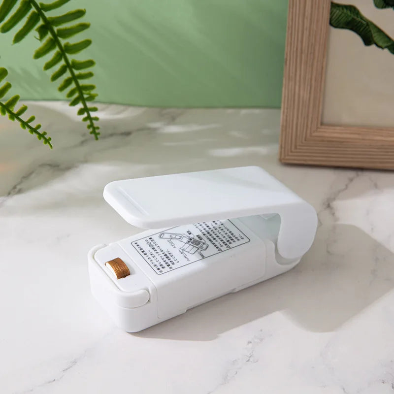 Pocket Thermal Bag Sealer – Compact Food Storage Tool | Qme Thermal Bag Sealer Qme